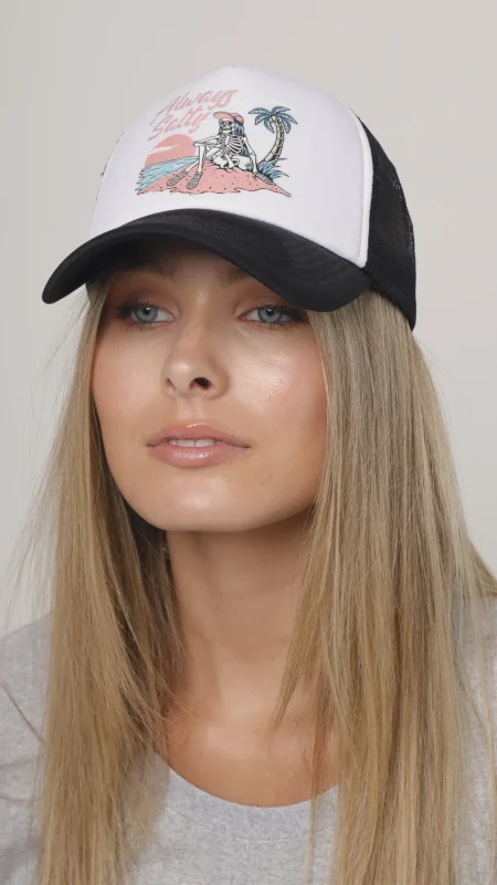 UNISEX TRUCKER CAP