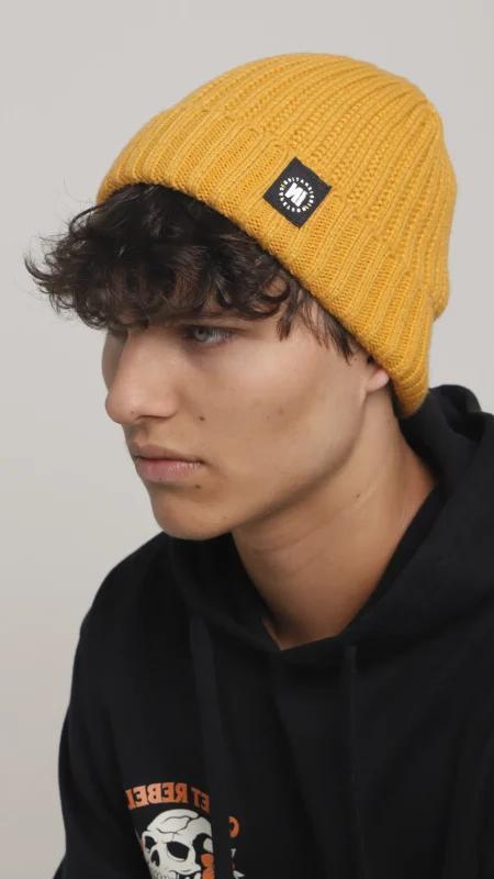 INDIE NATION CHUNKY KNIT BEANIE