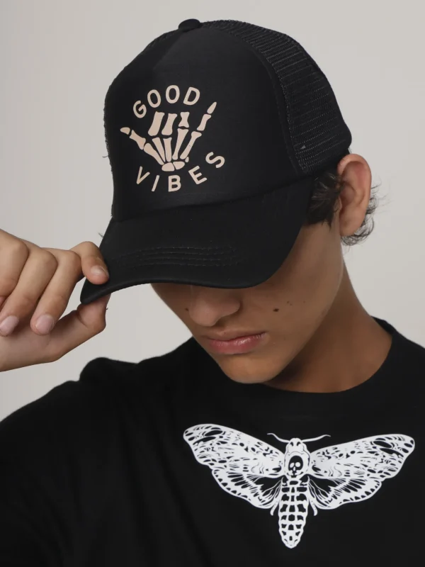 UNISEX TRUCKER CAP