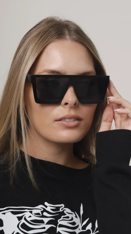 FASHION SUNGLASSES