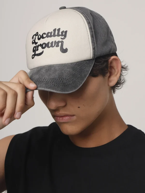UNISEX TRUCKER CAP
