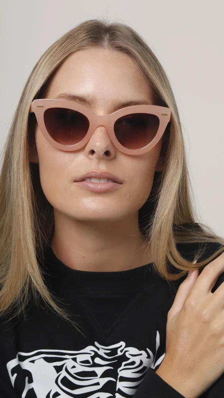 FASHION SUNGLASSES
