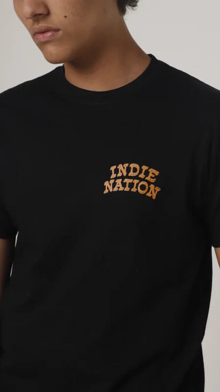 UNISEX STATEMENT TEE