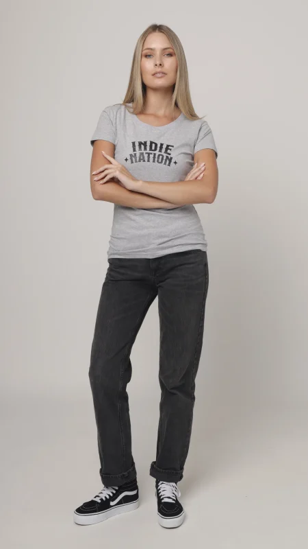 LADIES FASHION FITTED T-SHIRT