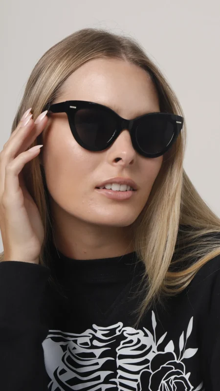 FASHION SUNGLASSES